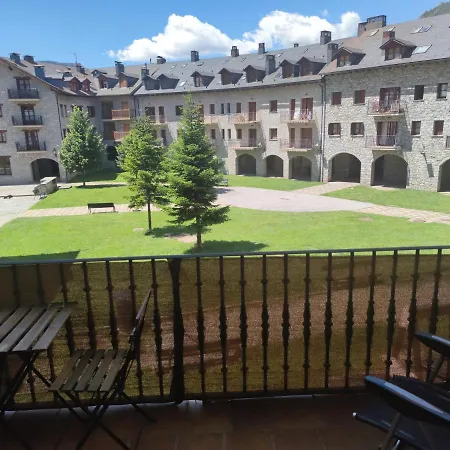 Apartamento En Benasque Appartement Buitenkant foto